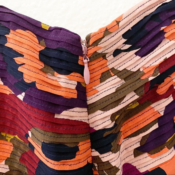 (NWT) Trina Turk | Diamond Silk Pleated Mini Skirt - Picture 4 of 7